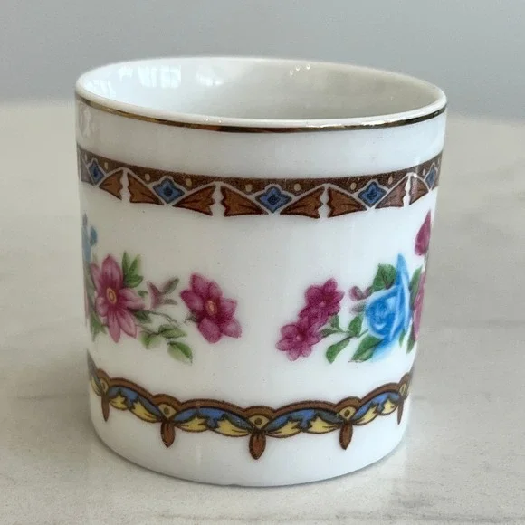 Vintage Demitasse Espresso Tea Cup Saucer Floral Rose Gold Trim Cottagecore - Picture 10 of 12